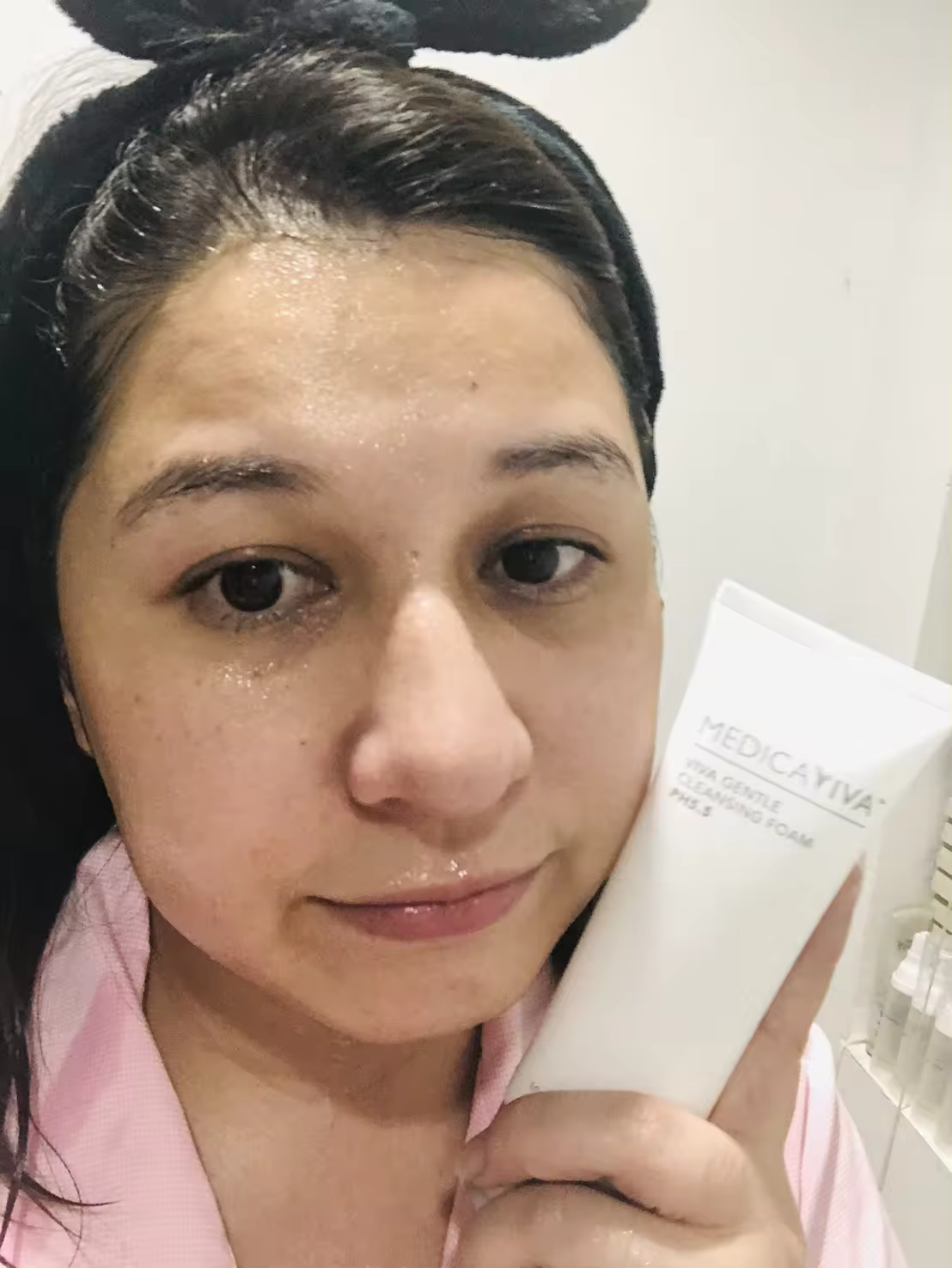 Best VIVA Gentle Facial Cleansing Foam pH5.5 Exclusive Skincare Smooth And Clear For Your Skin Easy To Clean